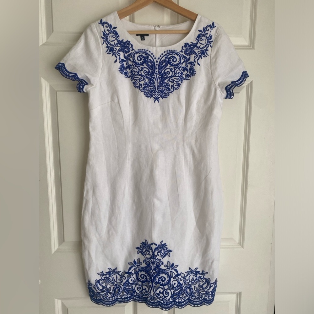 TALBOTS Embroidered Sheath Dress Size 8 Summer Elegance 100% Linen White Blue